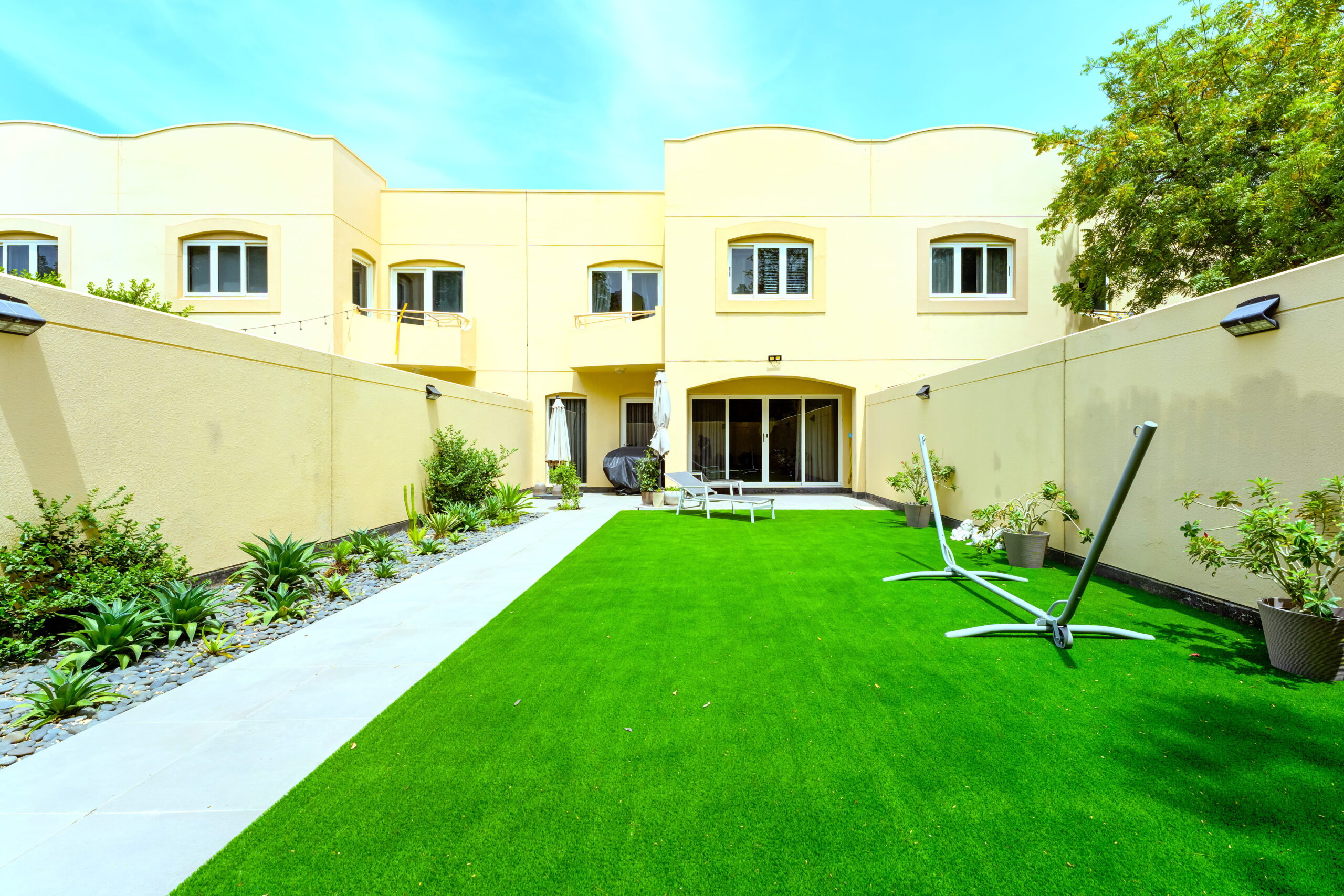 04 Back of the Villa