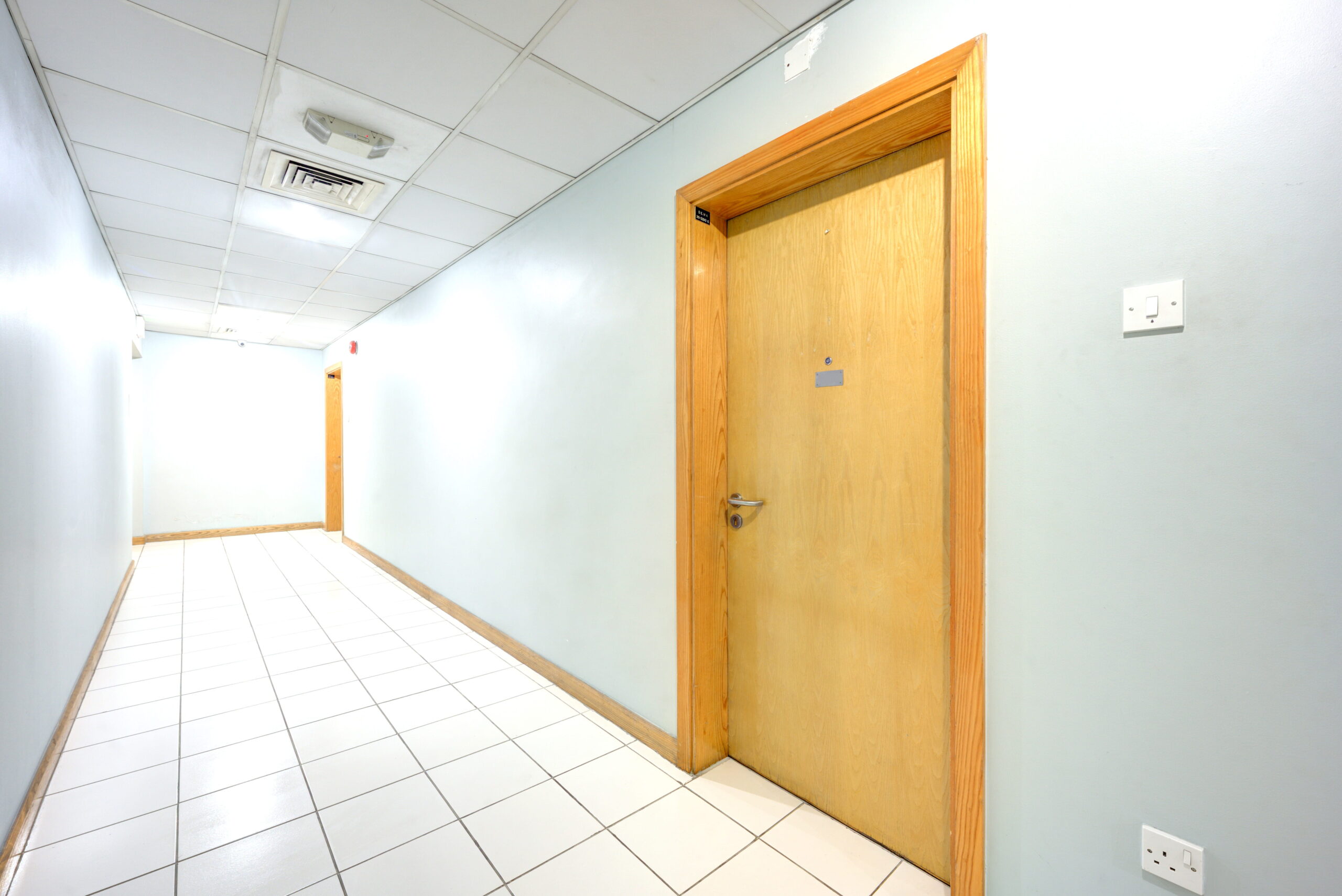 05 Corridor